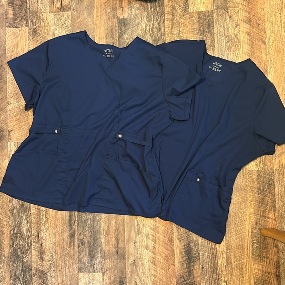 Set of 2 Cherokee Luxe Navy Blue Plus Scrub Tops. Size 3X. - Picture 1 of 7